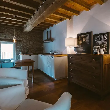 Sotto I Sassi Bed & Breakfast Guiglia