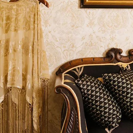Sotto I Sassi Bed & Breakfast *