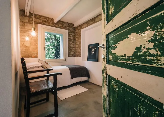 Sotto I Sassi 3* Guiglia