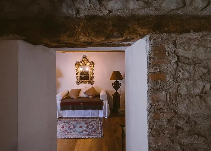 Sotto I Sassi Bed & Breakfast